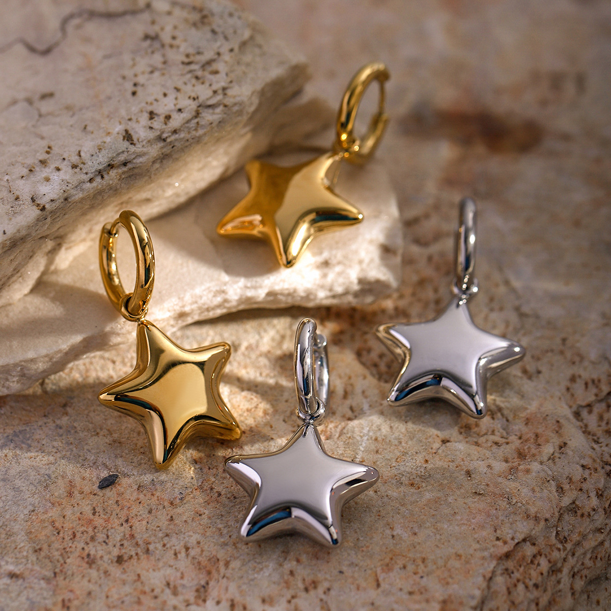 16K Gold Stainless Steel Gold Glossy Three-dimensional Pentagram Earrings