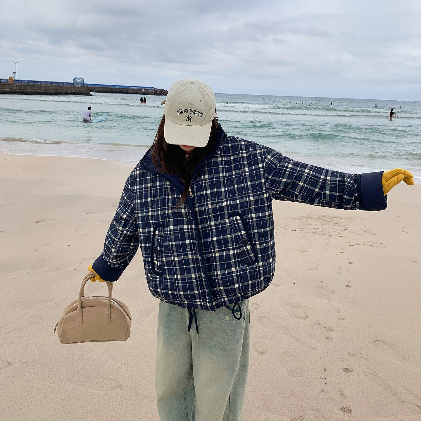 Womens Reversible Quilted Puffer Jacket With Patchwork Plaid Design