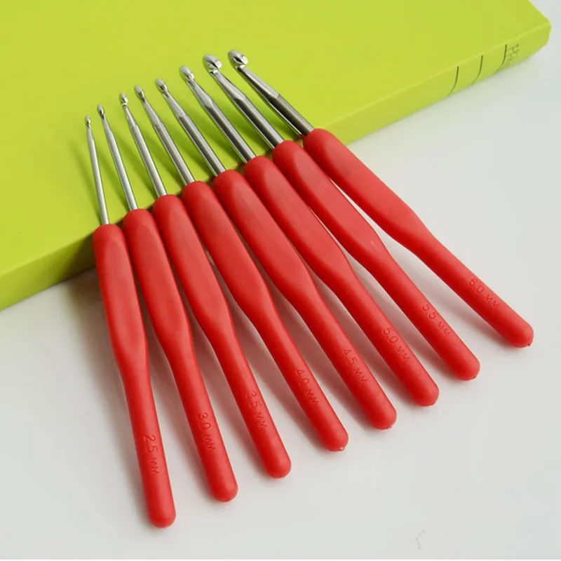 Title 3, Complete knitting tool set with sweater needles...