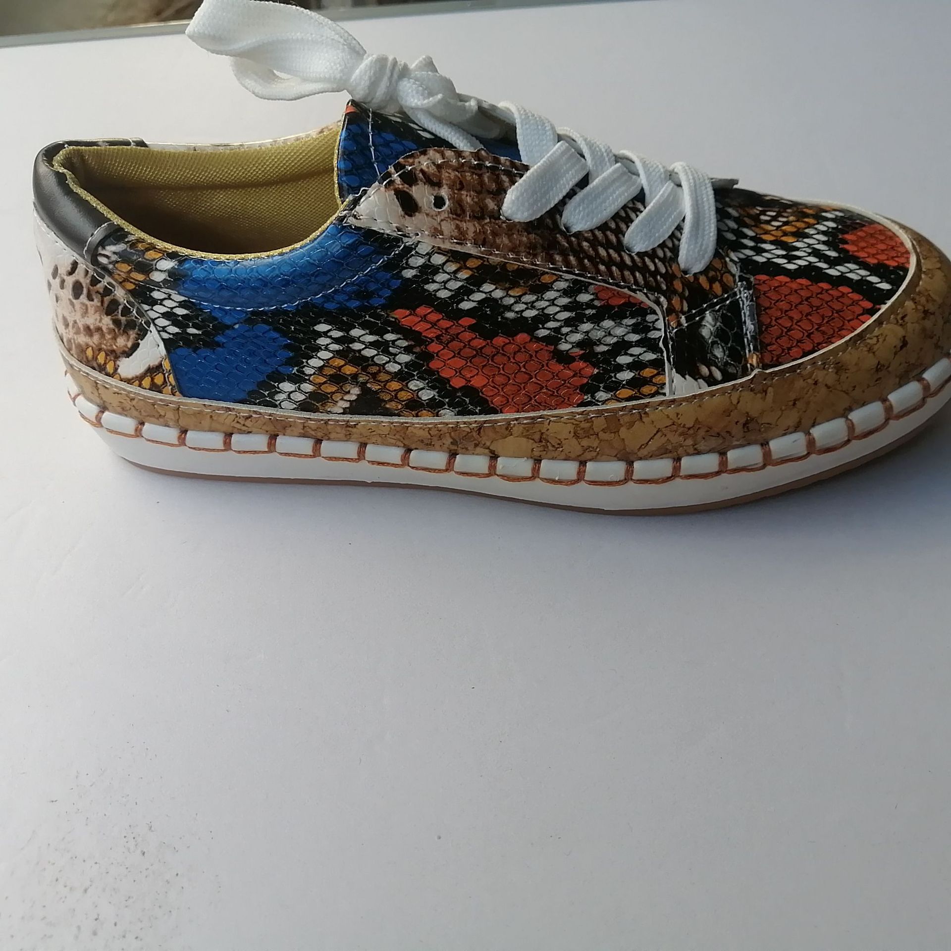Plus-size Snake-print Chunky-soled Casual Shoes