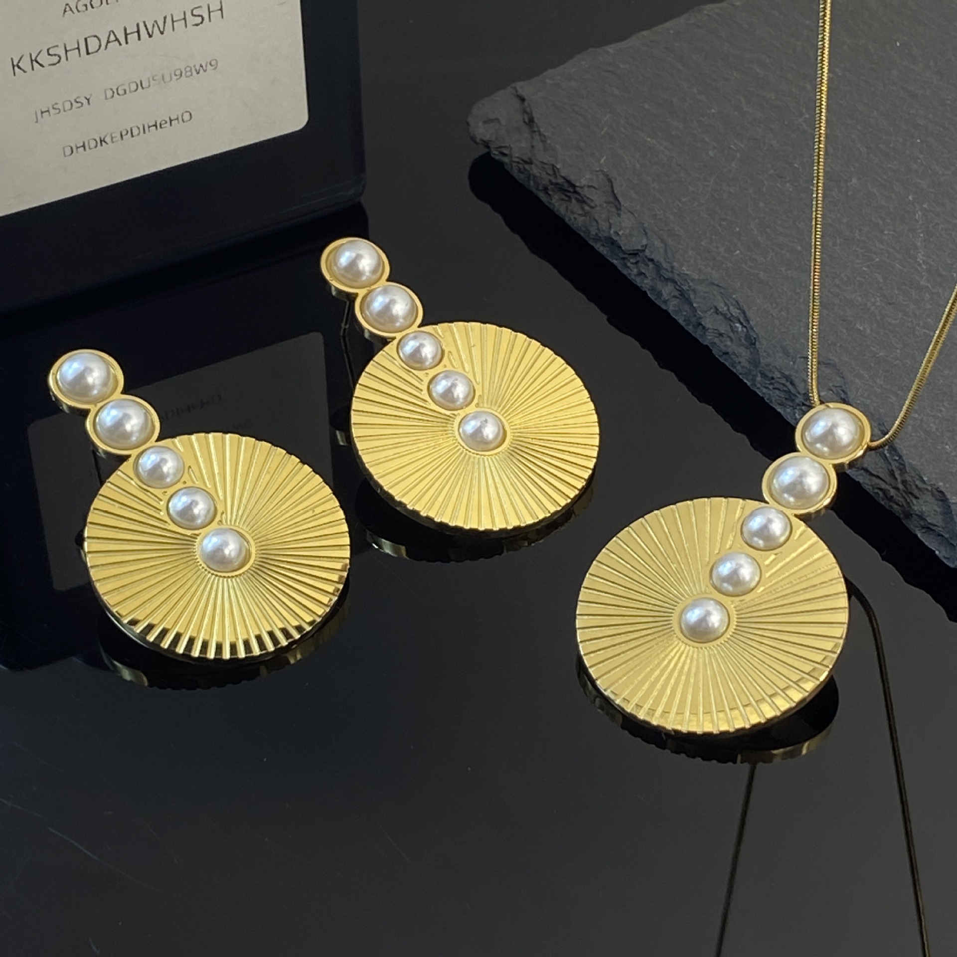 https://cf.cjdropshipping.com/quick/product/bab60f75-1041-4d79-a01d-4a645971534e.jpg