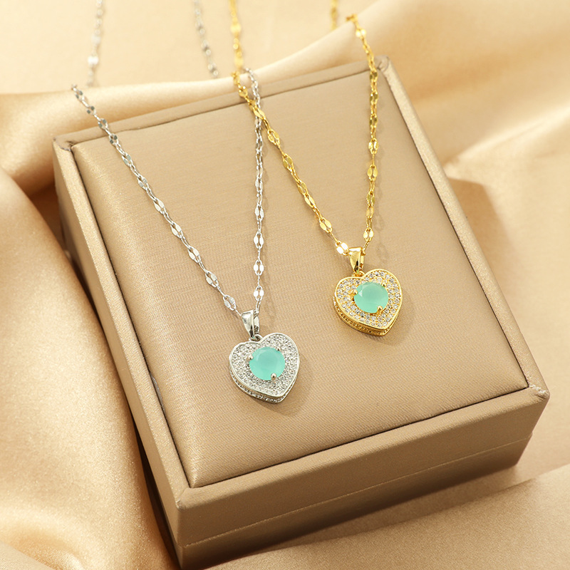 Fashion Love Gem Necklace Does Not Fade For Women