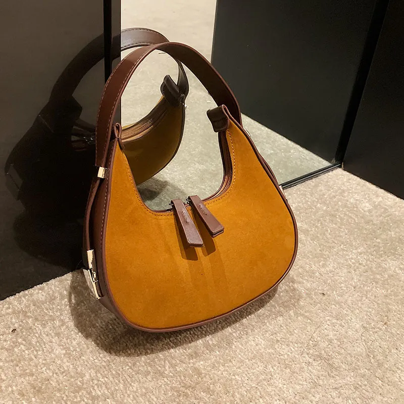 Fashion High-grade Matte French Minority Handbags Women - Brown
