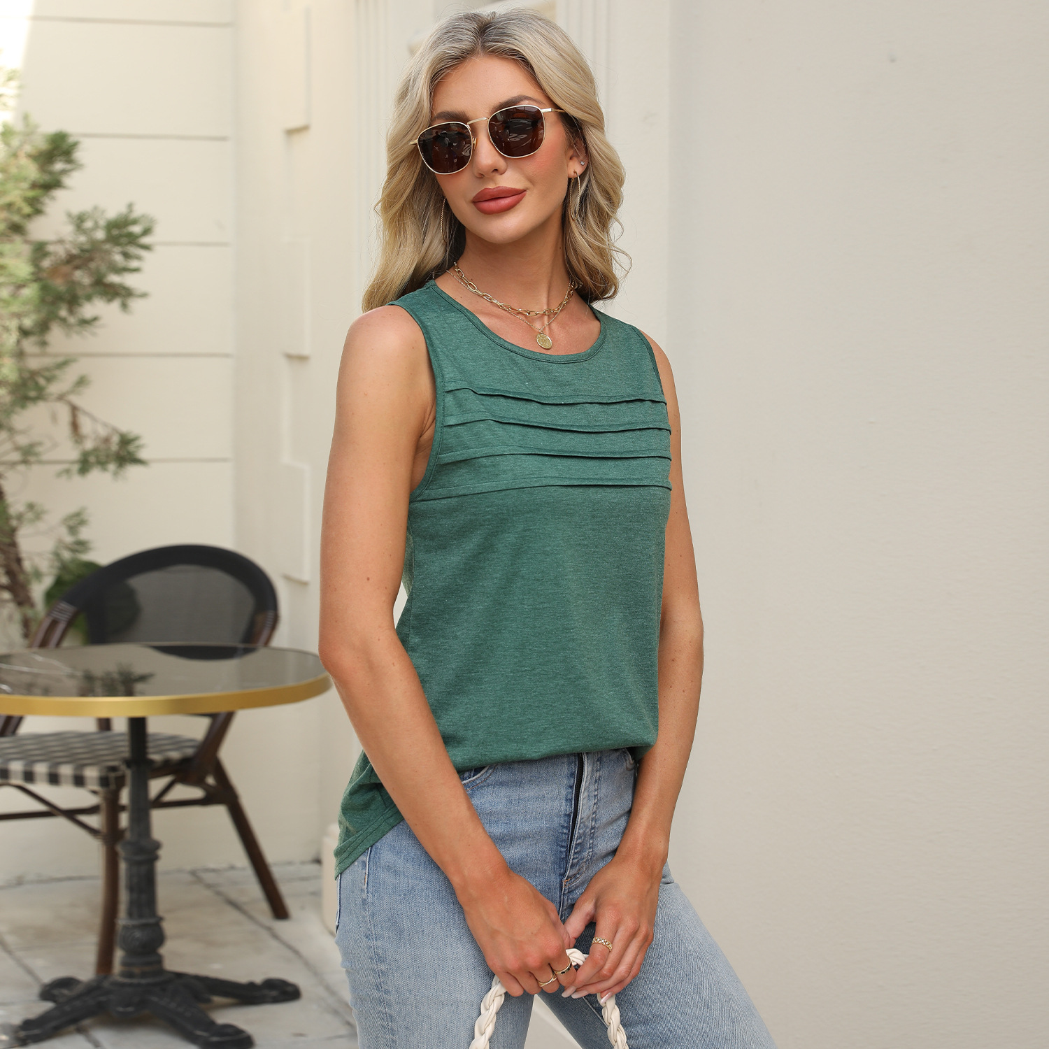 Buy Women's Clothing Online | Buy Trending Dresses for Women