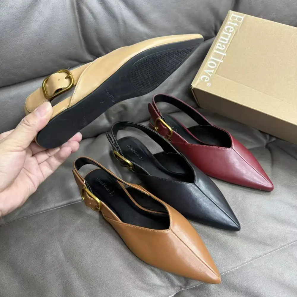 Flat Fashionable Leather Womens Pumps