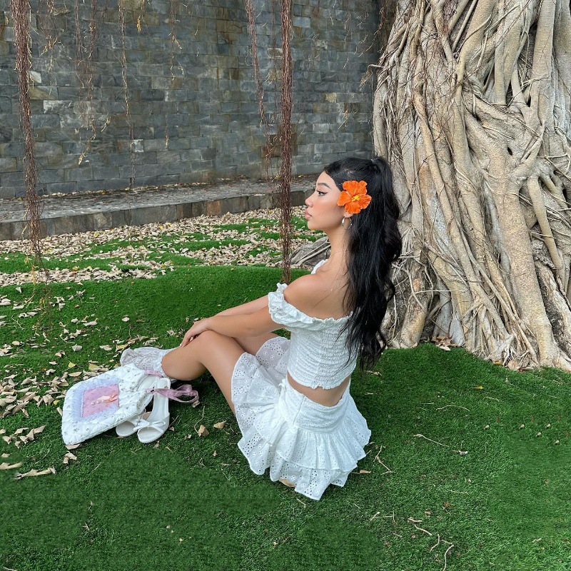 Buy Women's Clothing Online | Buy Trending Dresses for Women