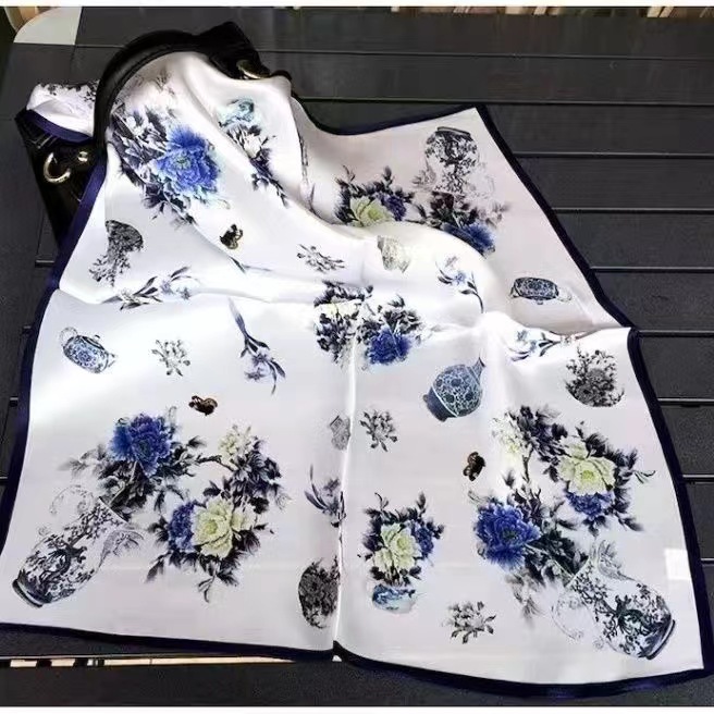 Women's High-end Thin Square Scarf - Image 35