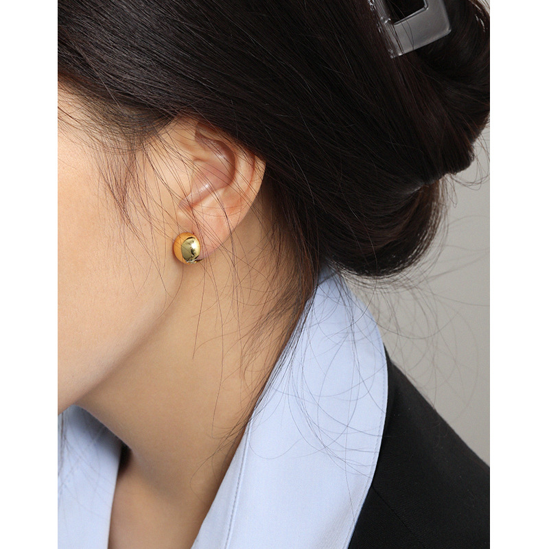 Simple Geometric Ball Glossy S925 Sterling Silver Ear Clip