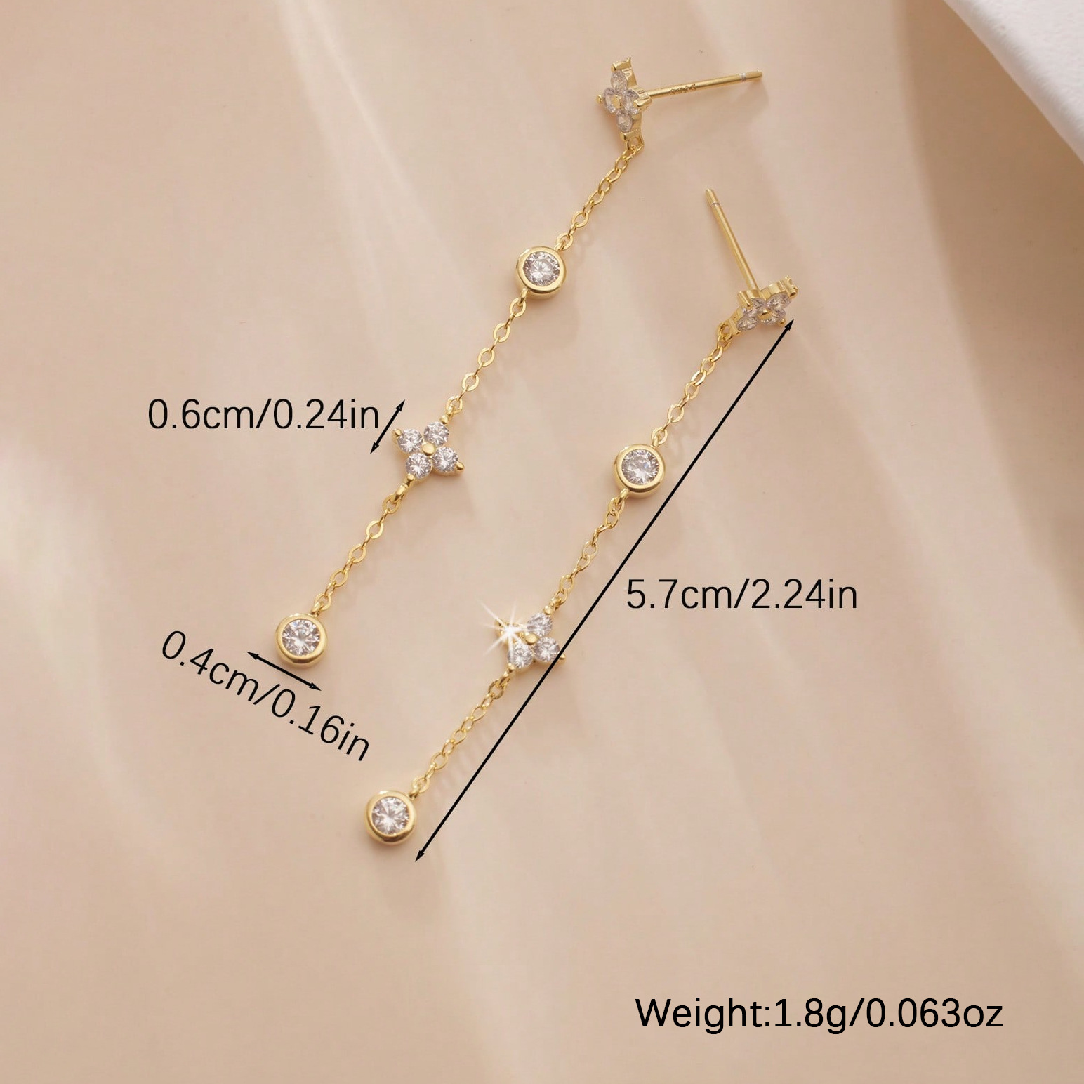 A Pair Of Four-leaf Clover Tassel Earrings - Jewelry & Watches