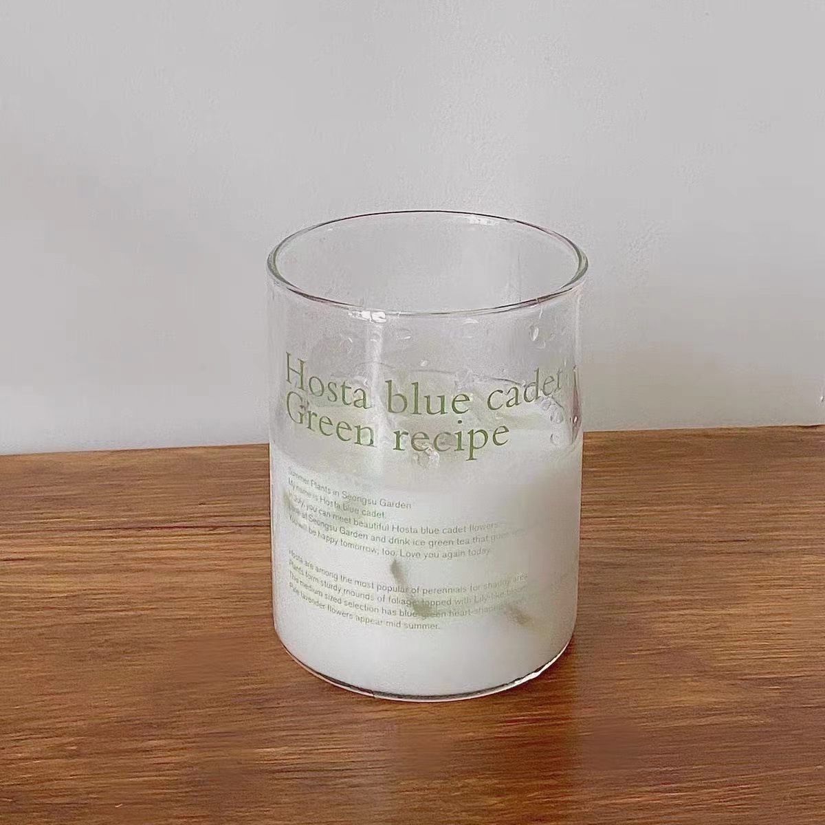 Title 6, Eenvoudige koffiemok van wit borosilicaatglas m...