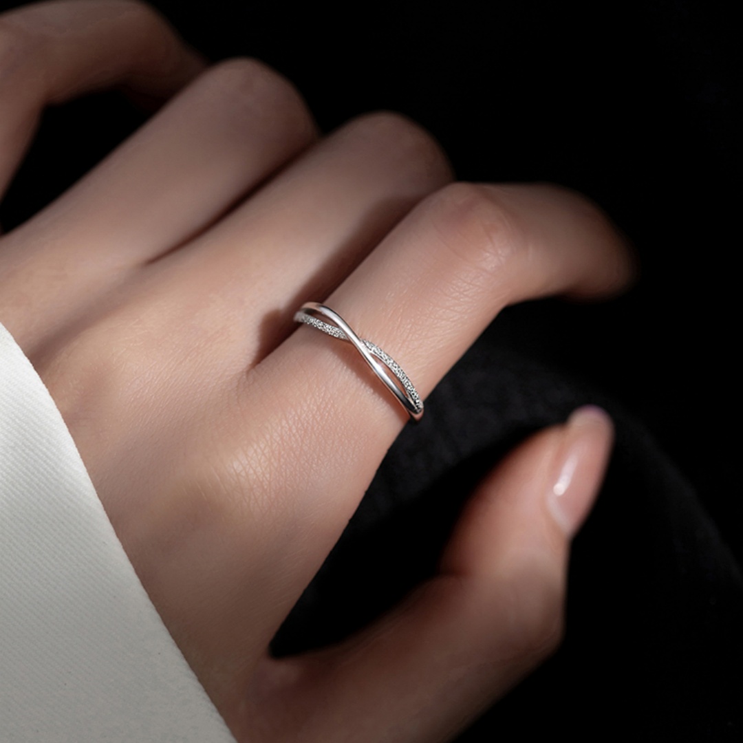 Female French Fashion Special Interest Light Luxury Personality Ring
