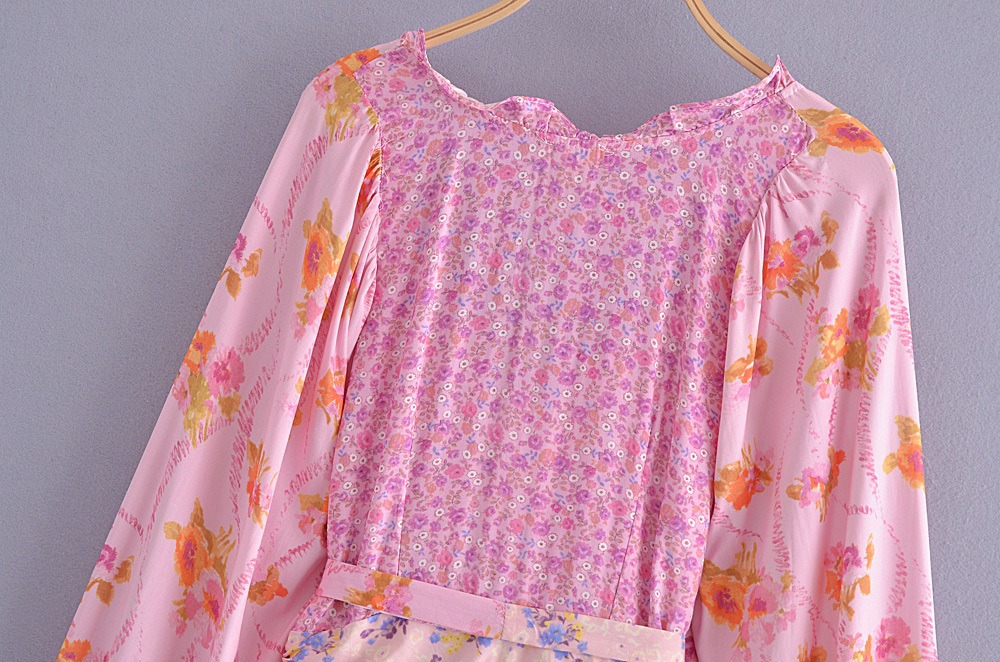 Women's Fashion V-neck Layered Color Matching A- Line Skirt