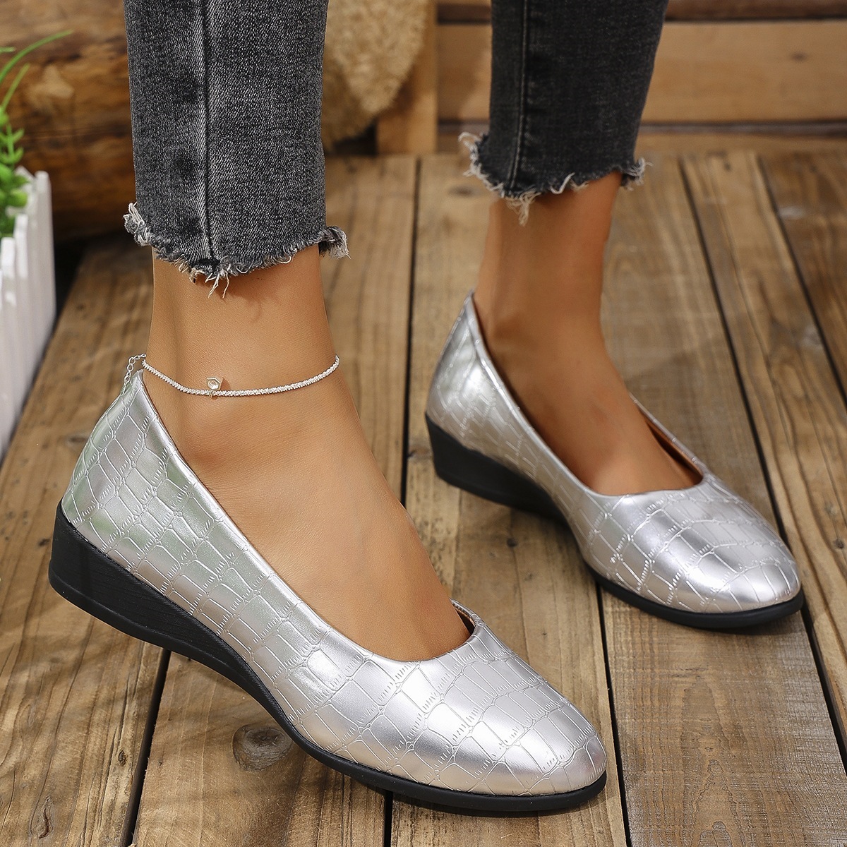 https://cf.cjdropshipping.com/quick/product/bc4868f7-ae97-437a-9dd6-be510d494458.jpg
