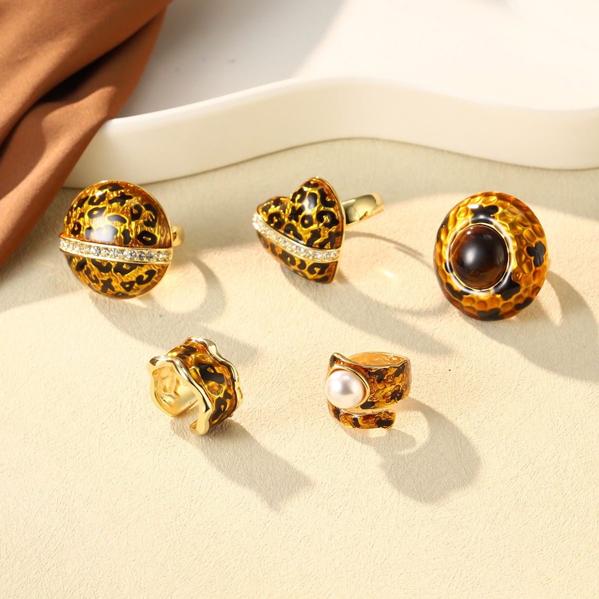 Retro Enamel Oil Dripping Pattern Leopard Print Love Heart-shaped Ring