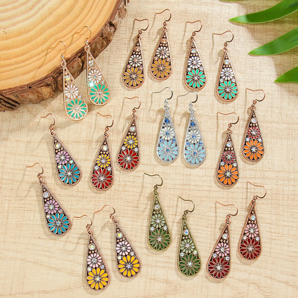 Metal Earrings Water-drop-shaped With Small Daisies Oil-drip Style