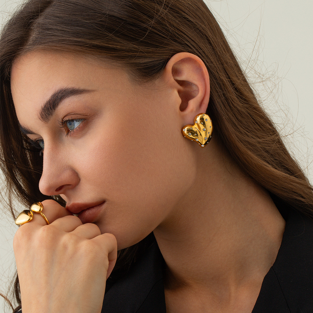 Fashion 18K Gold Stainless Steel Inlaid White Diamond Love Heart Earrings