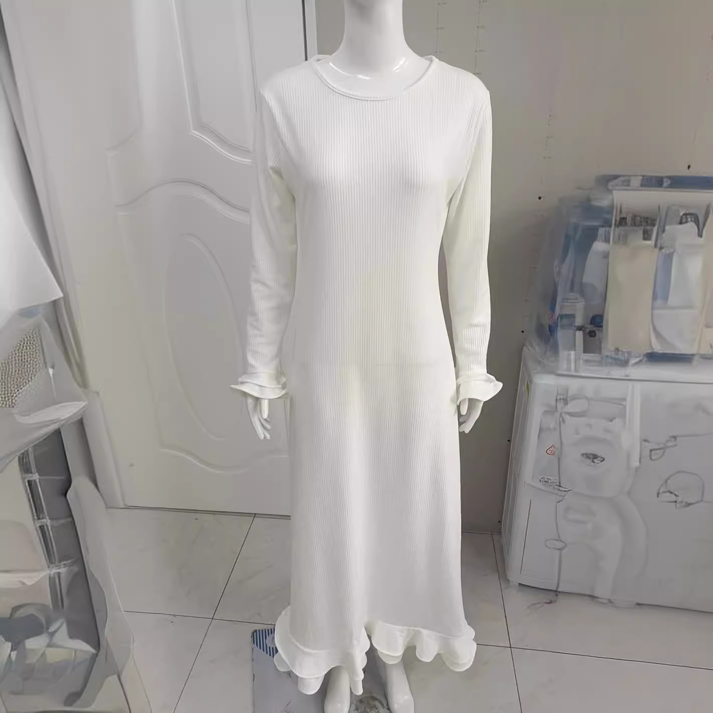 Solid Color Round Neck Long Sleeve Slim Fit Stringy Selvedge Dress