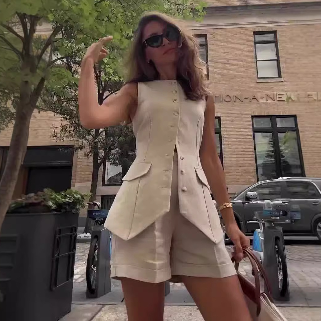 Summer New Women's Solid Color Slim Sleeveless Vest High Waist Shorts Two-piece Set