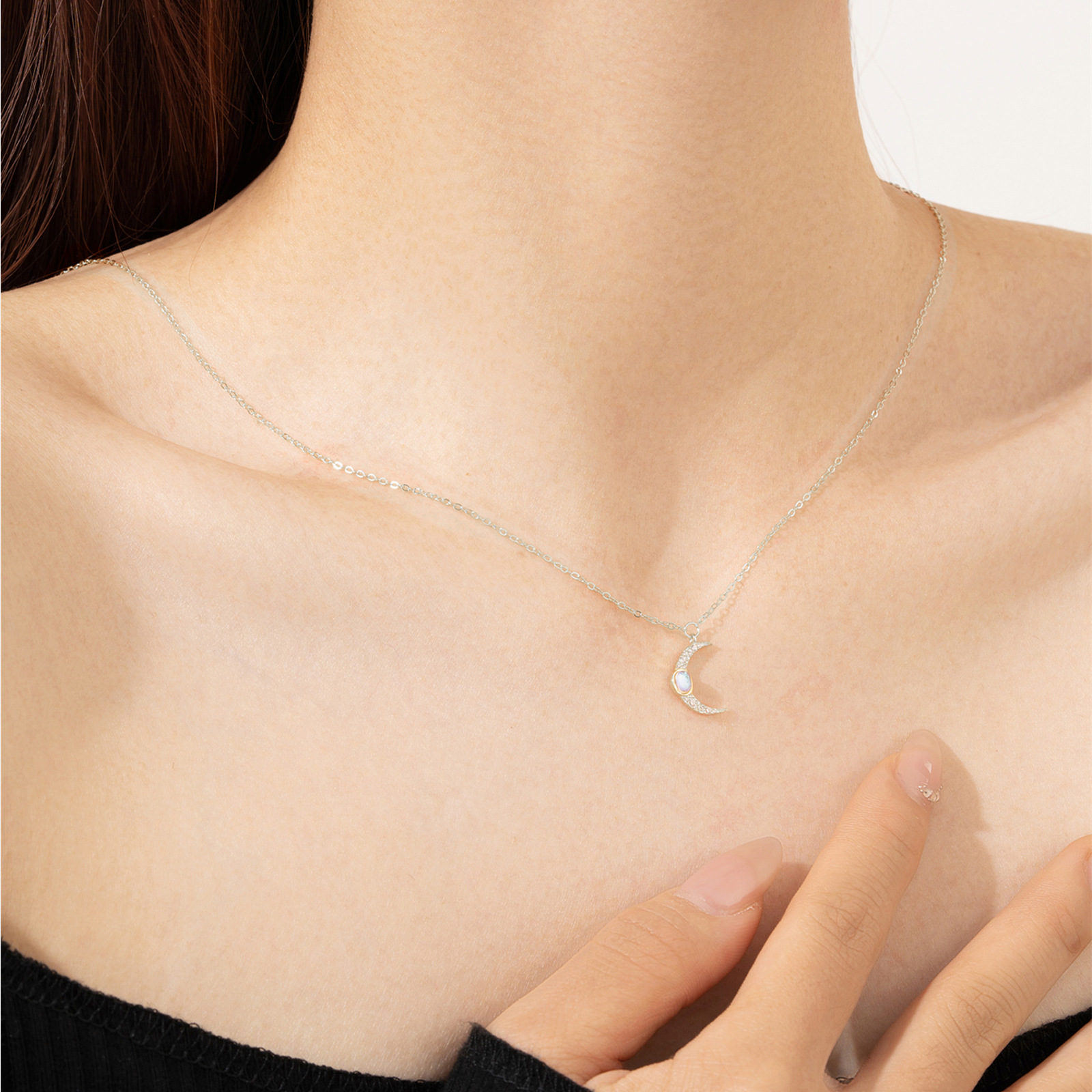 S925 Sterling Silver Moon Necklace