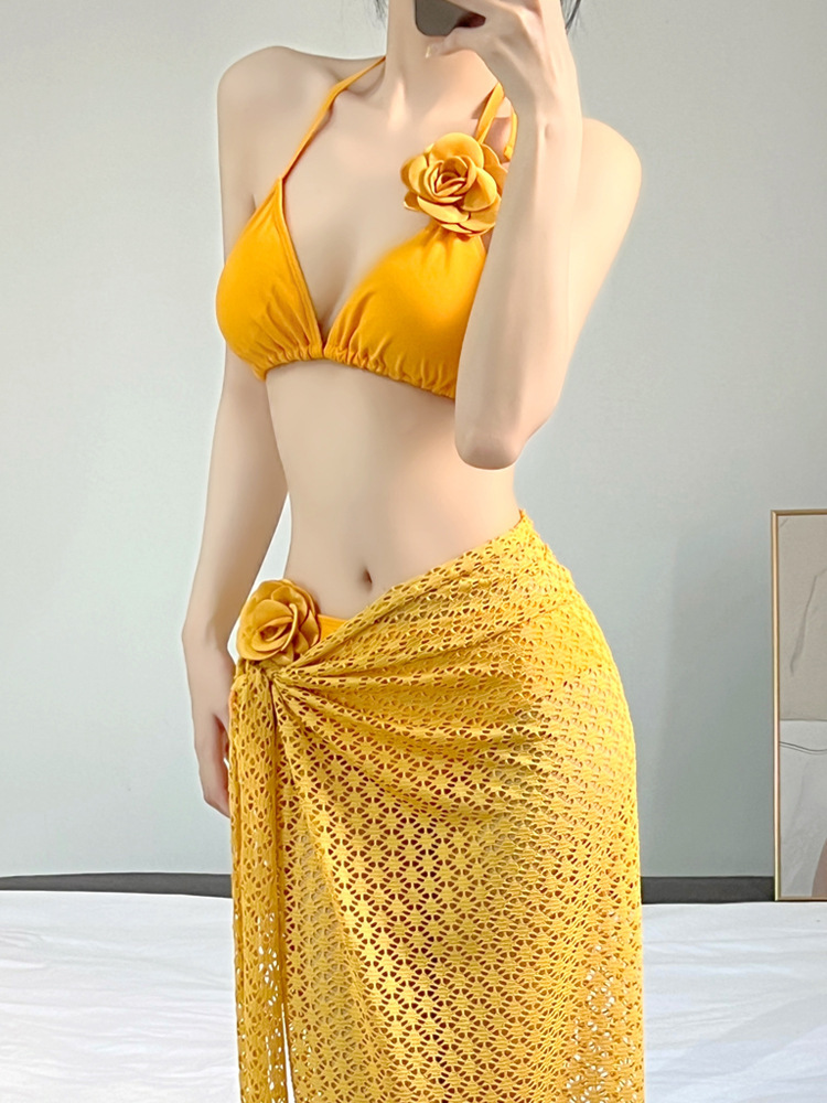 Buy Women's Clothing Online | Buy Trending Dresses for Women