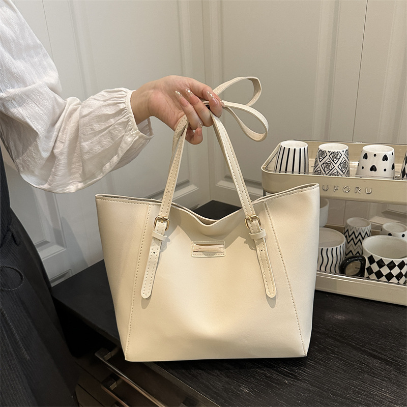 https://cf.cjdropshipping.com/quick/product/bd1bc077-92e1-4f4c-8849-067bf75cf34a.jpg
