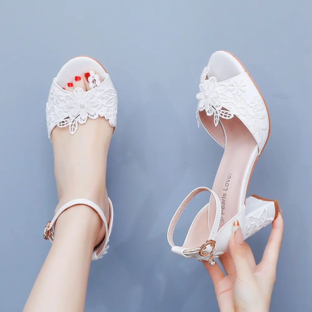 Lace Flower Plus-size Sandals