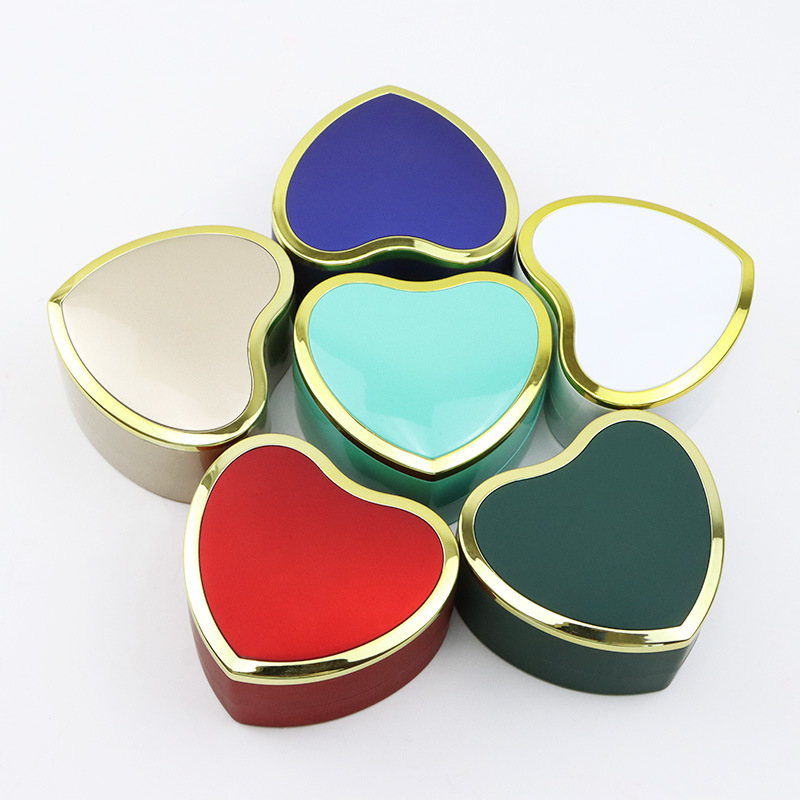 Heart-Shaped LED-Lit Creative Proposal Storage Gift Box