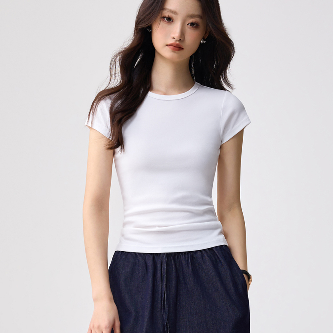 Womens Short-sleeved T-shirt With A Small Round Neckline