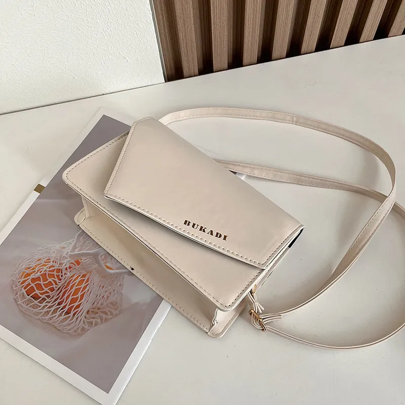 Summer New Fashion Simple Shoulder Bag - Beige