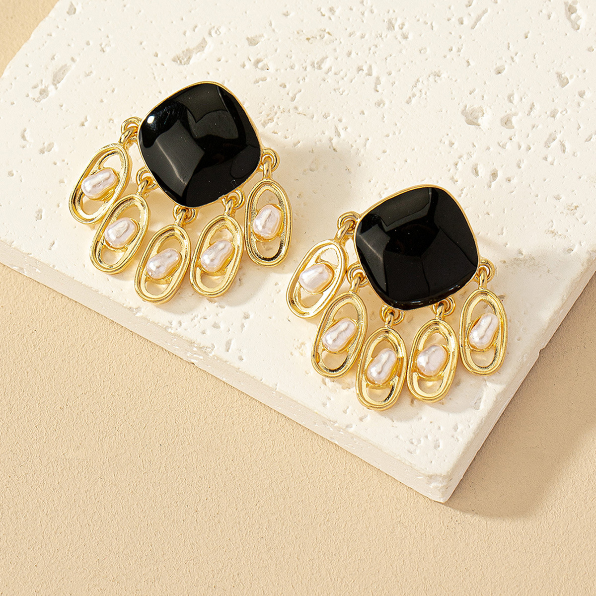 Women's Geometric Enamel Casual Earrings