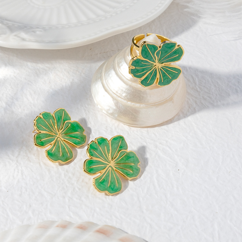 New Retro Elegant Green Oil-spot Glaze Flowers Ring