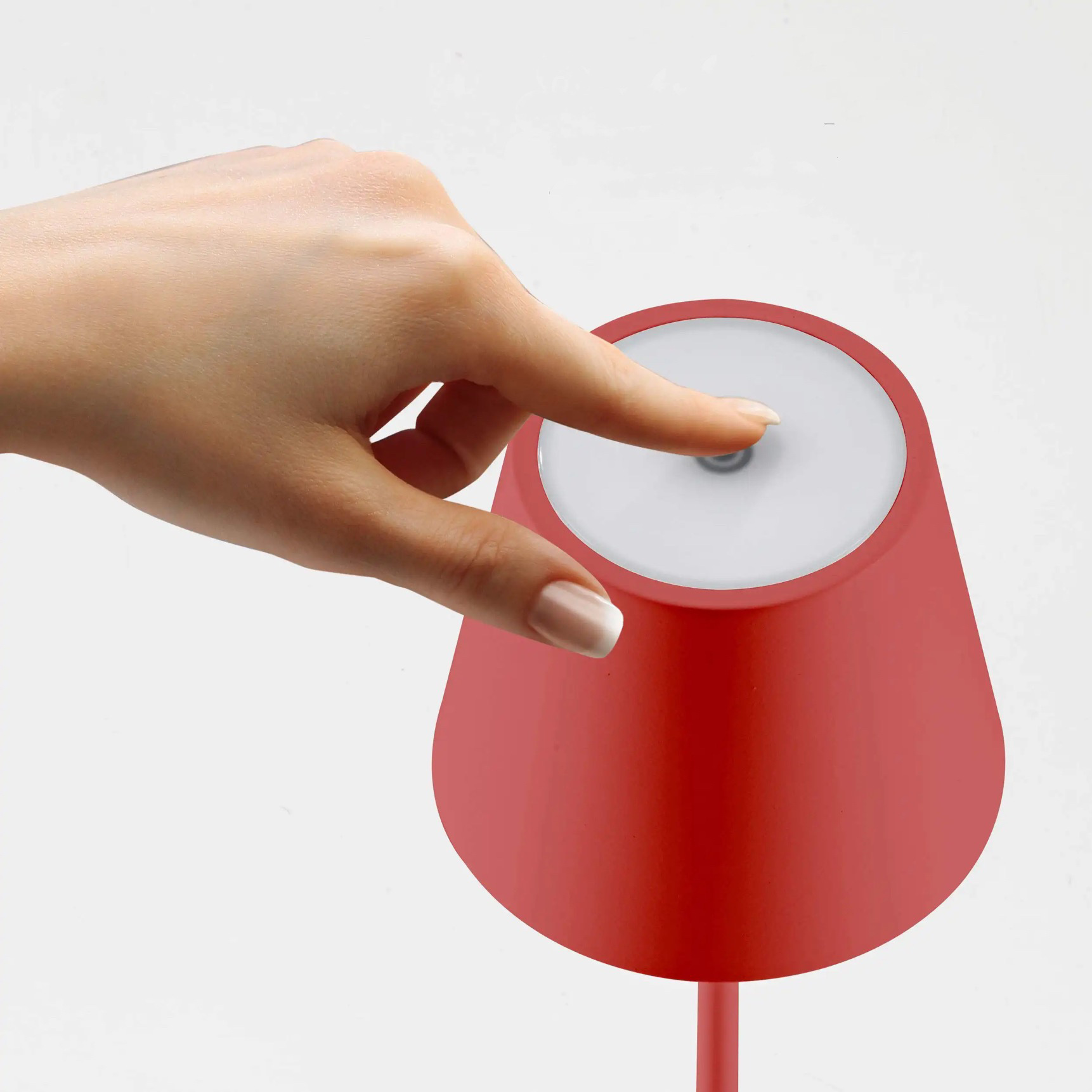 Tall All-aluminum USB-charging Desk Lamp - Image 4