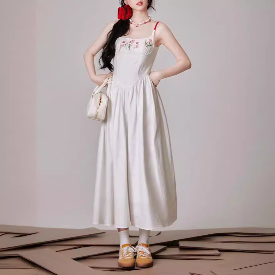 White Suspender Dress Embroidery Design Temperament Waist-controlled — image 1