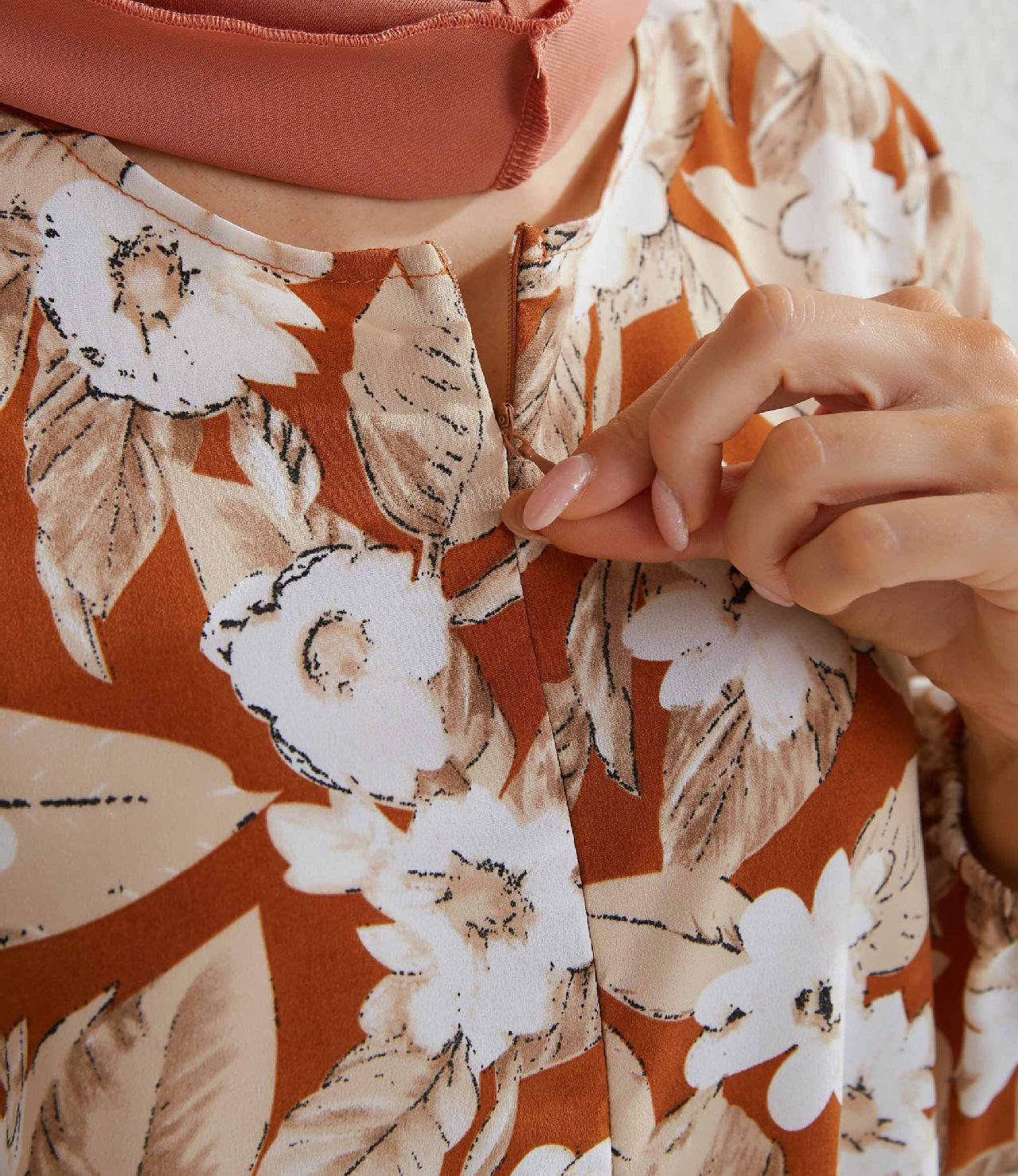 Women's Floral Round Neck Pullover Loose Fashion Robe Skirt