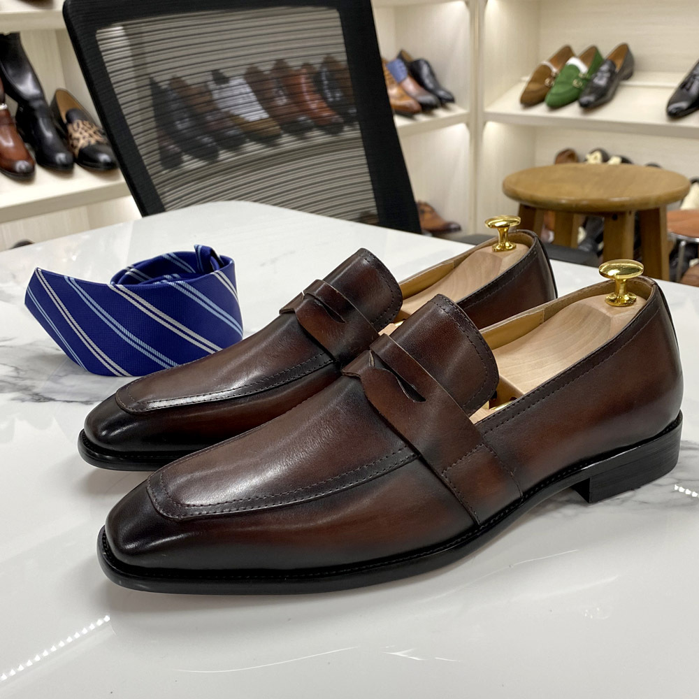 Title 1, Klassieke Italiaanse leren loafers voor heren, ...