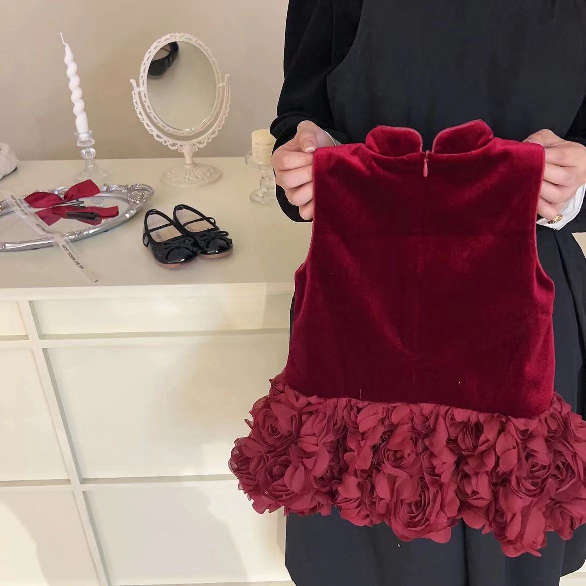 Girls' Fashion Velvet Padded Cheongsam Dress - Image 1