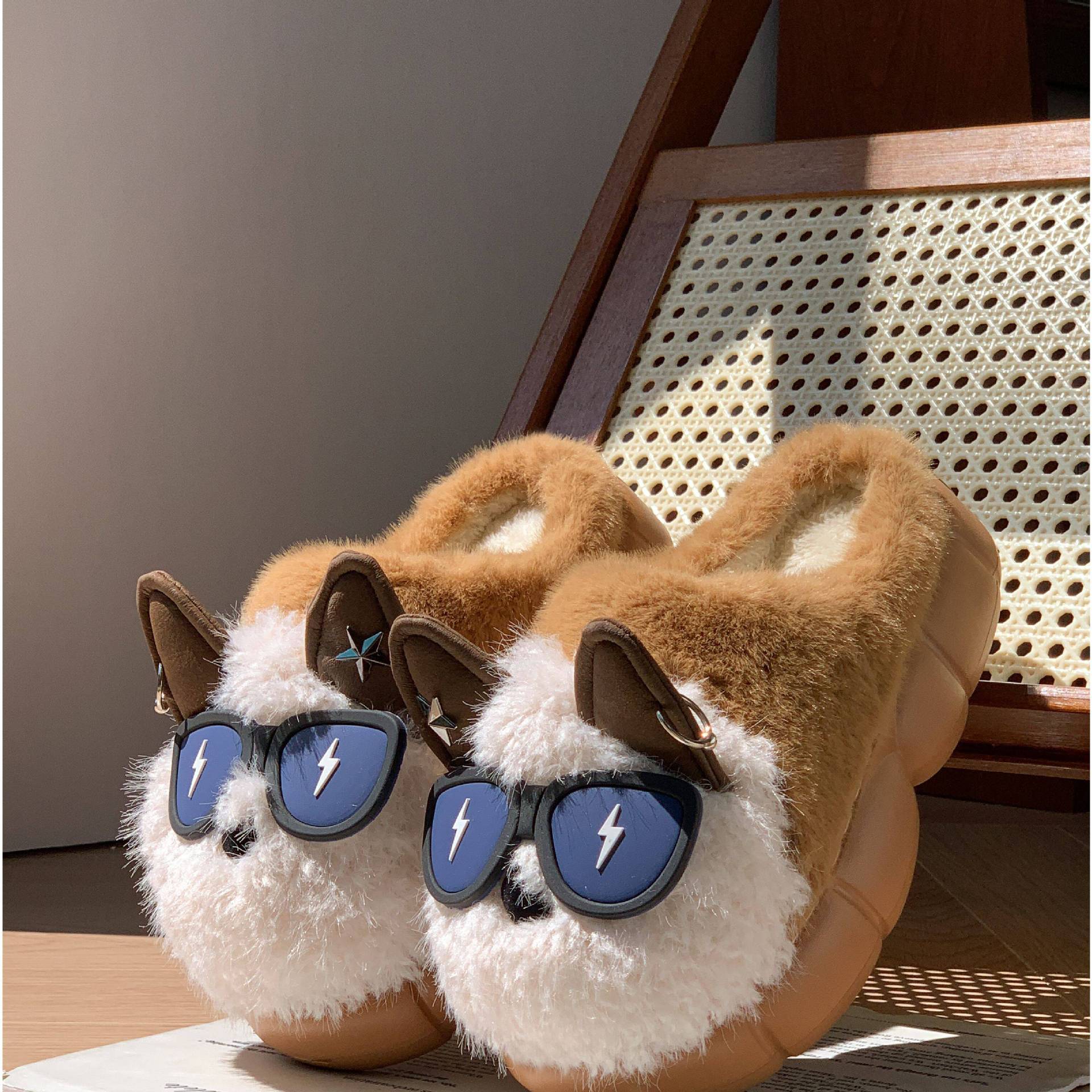 Women's Thick-soled Non-slip Cute Puppy Cotton Slippers