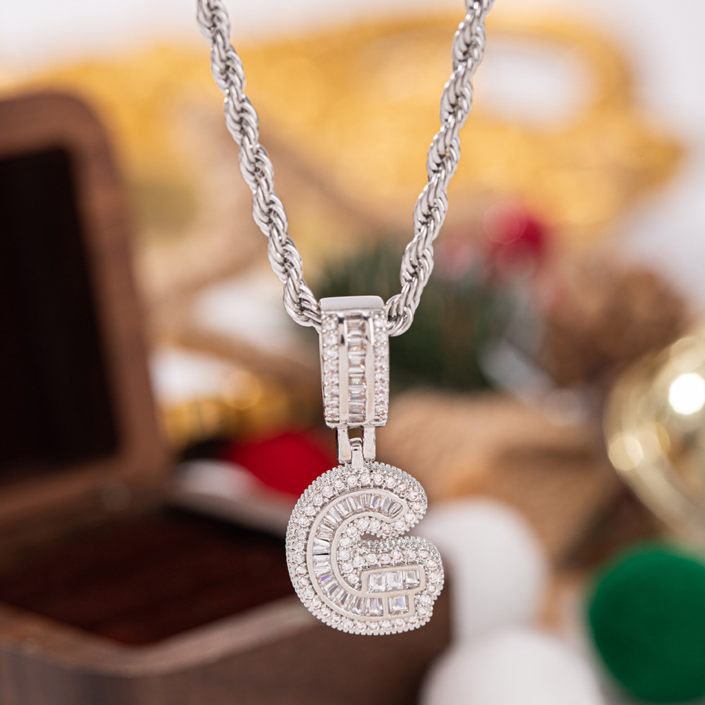 Trendy Full-Diamond 26-Letter Pendant Necklace For Women