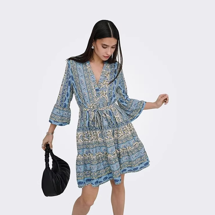 Elegant Relaxed-fit Strap Print Dress