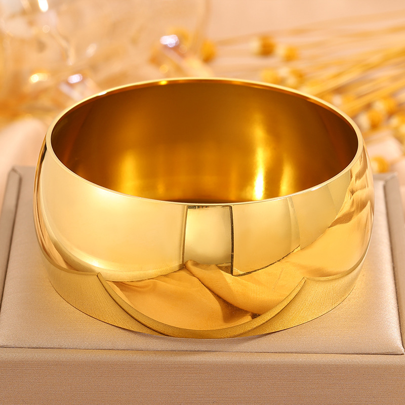 Moms Non-fading Titanium Steel Bracelet Round Bangle