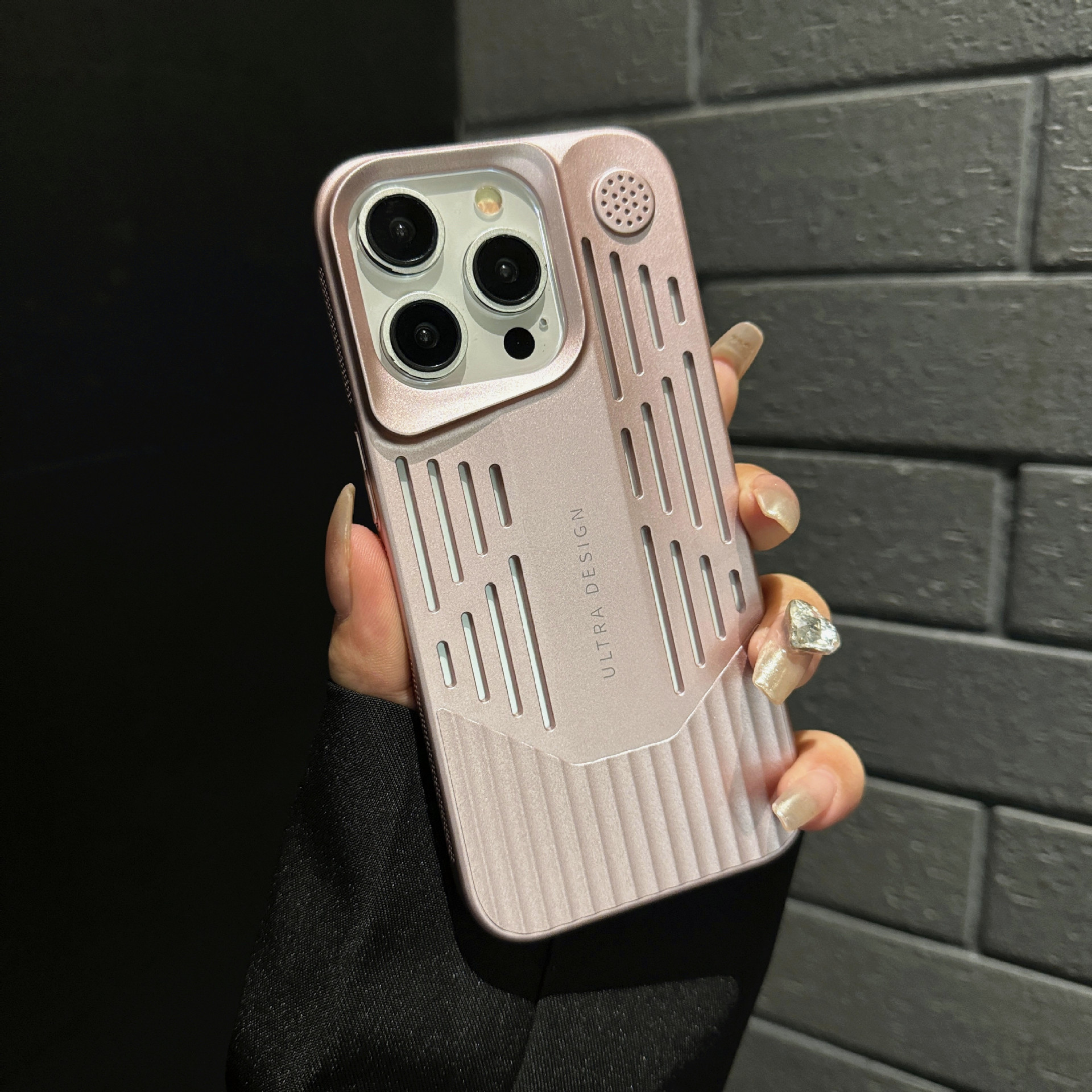 Aromatherapy Heat Dissipation Light Fragrance Phone Case - Image 8