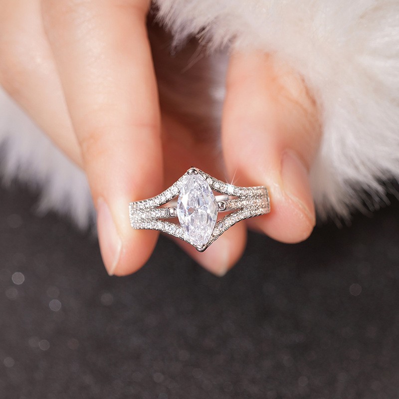 https://cf.cjdropshipping.com/quick/product/bef5656d-febd-4bff-af7b-8ee2299c7de0.jpg