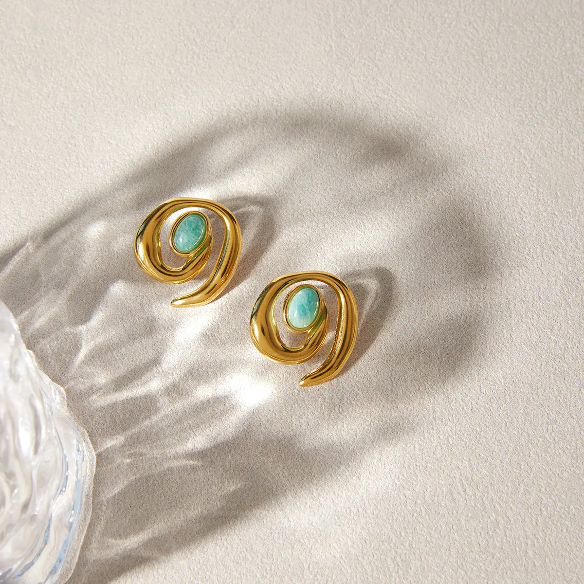 18k Gold Titanium Steel Stud Earrings Niche