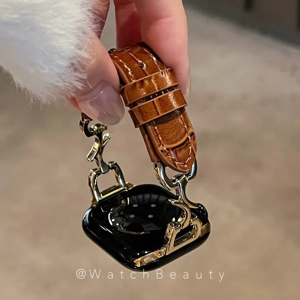 Crocodile-pattern Moon-clasp Leather Watch Strap