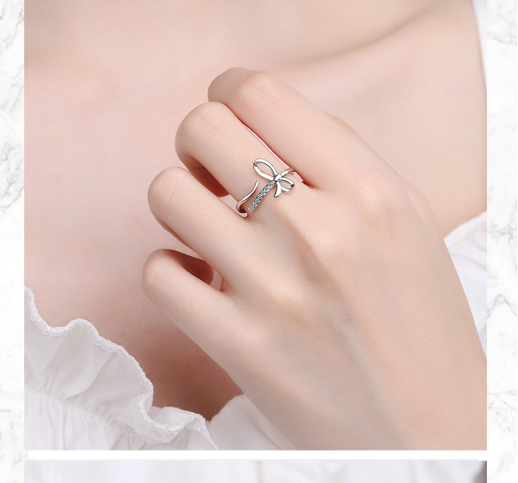 Title 5, Bague simple en diamant sertie d