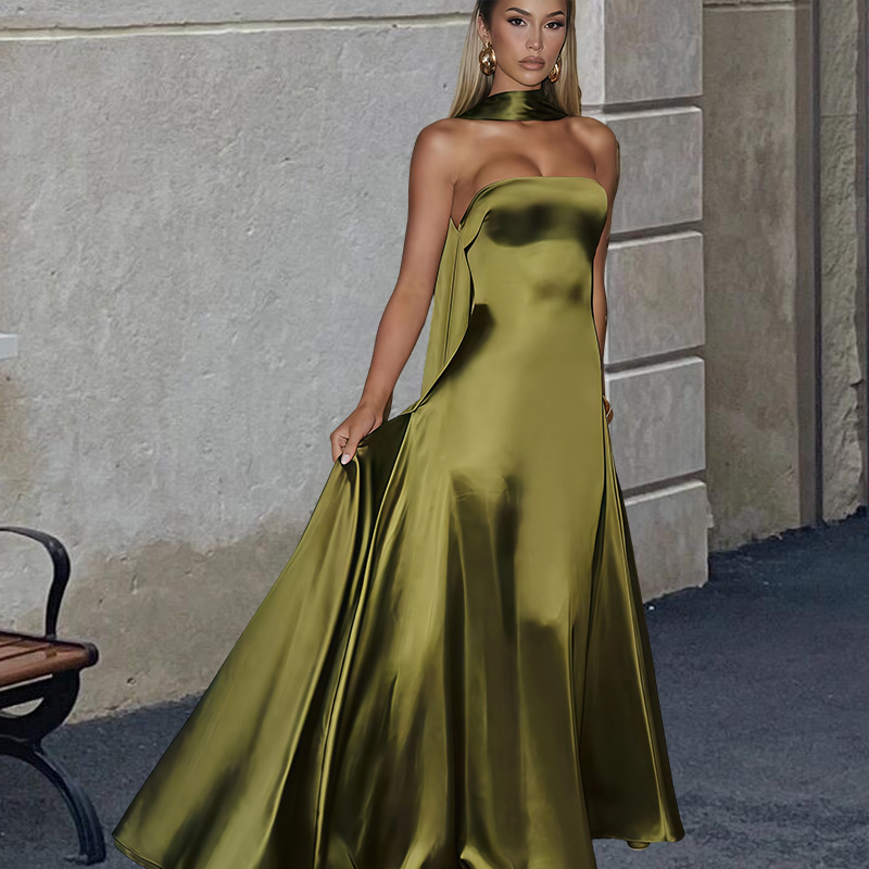 Womens Satin Sleeveless Strapless Dress product image