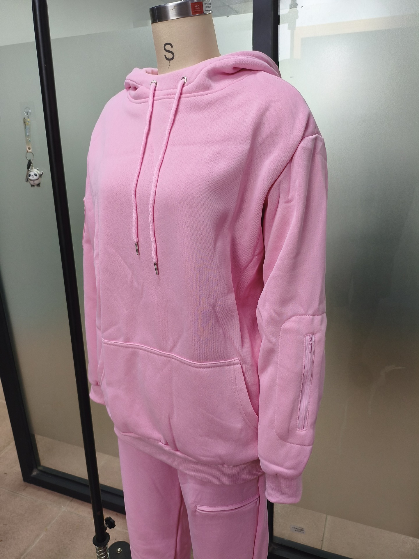 Women's fleece-lined hooded pullover sweatshirt
