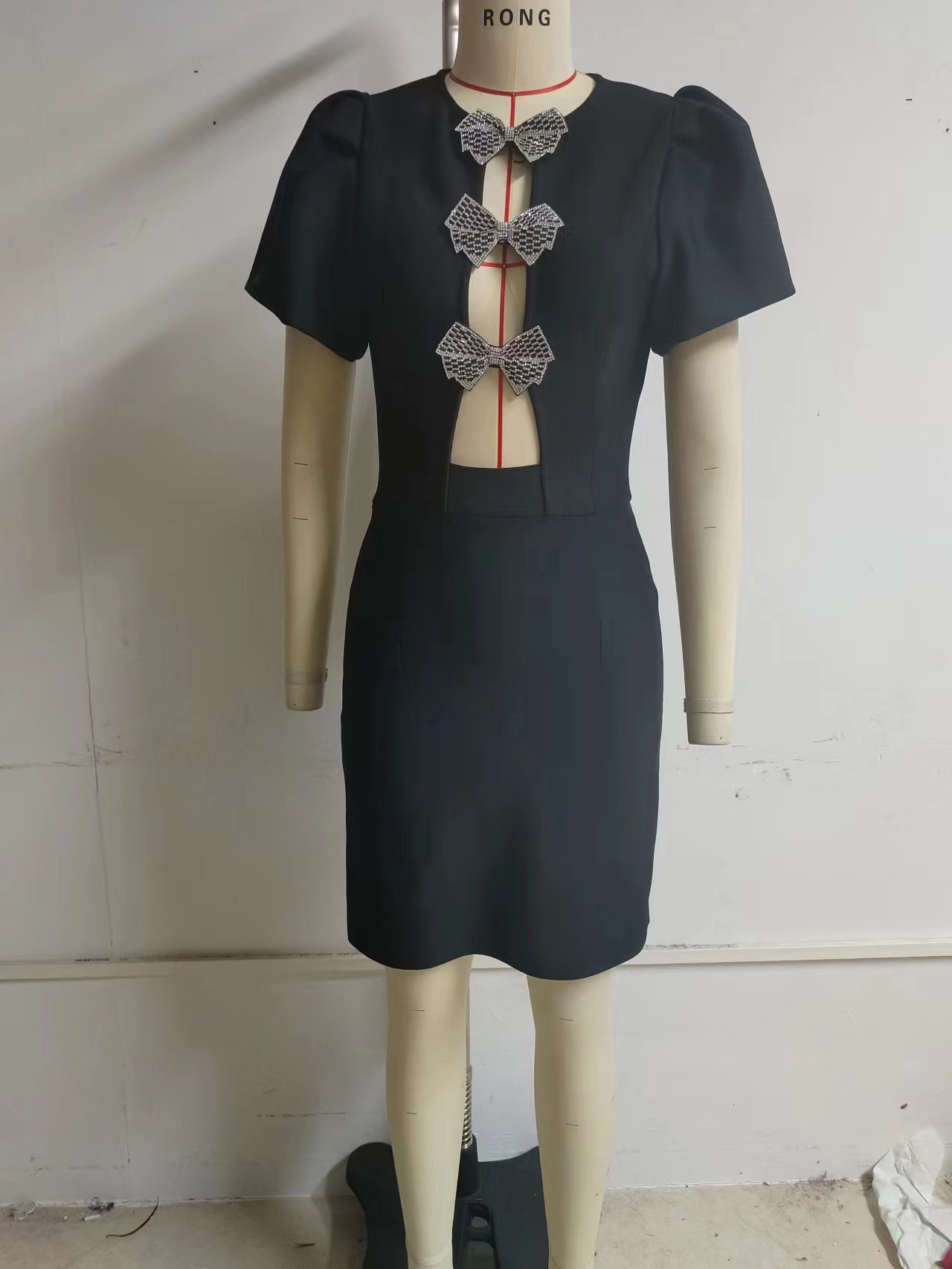 Tube Top Three Bowknot Connection Hollowed Fashion Puff Sleeve Sheath Bandage One-piece Dress