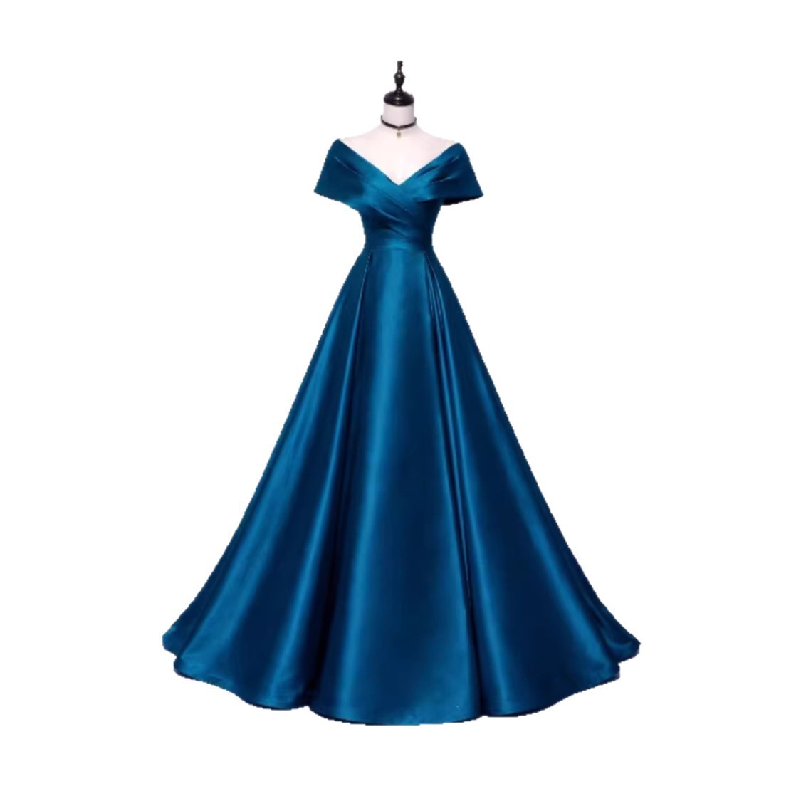 Elegant Long Dress For Stage Performances