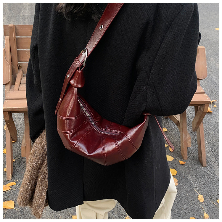 Dumpling Bag A Simple Stylish And Retro Crossbody Shoulder Bag For Women